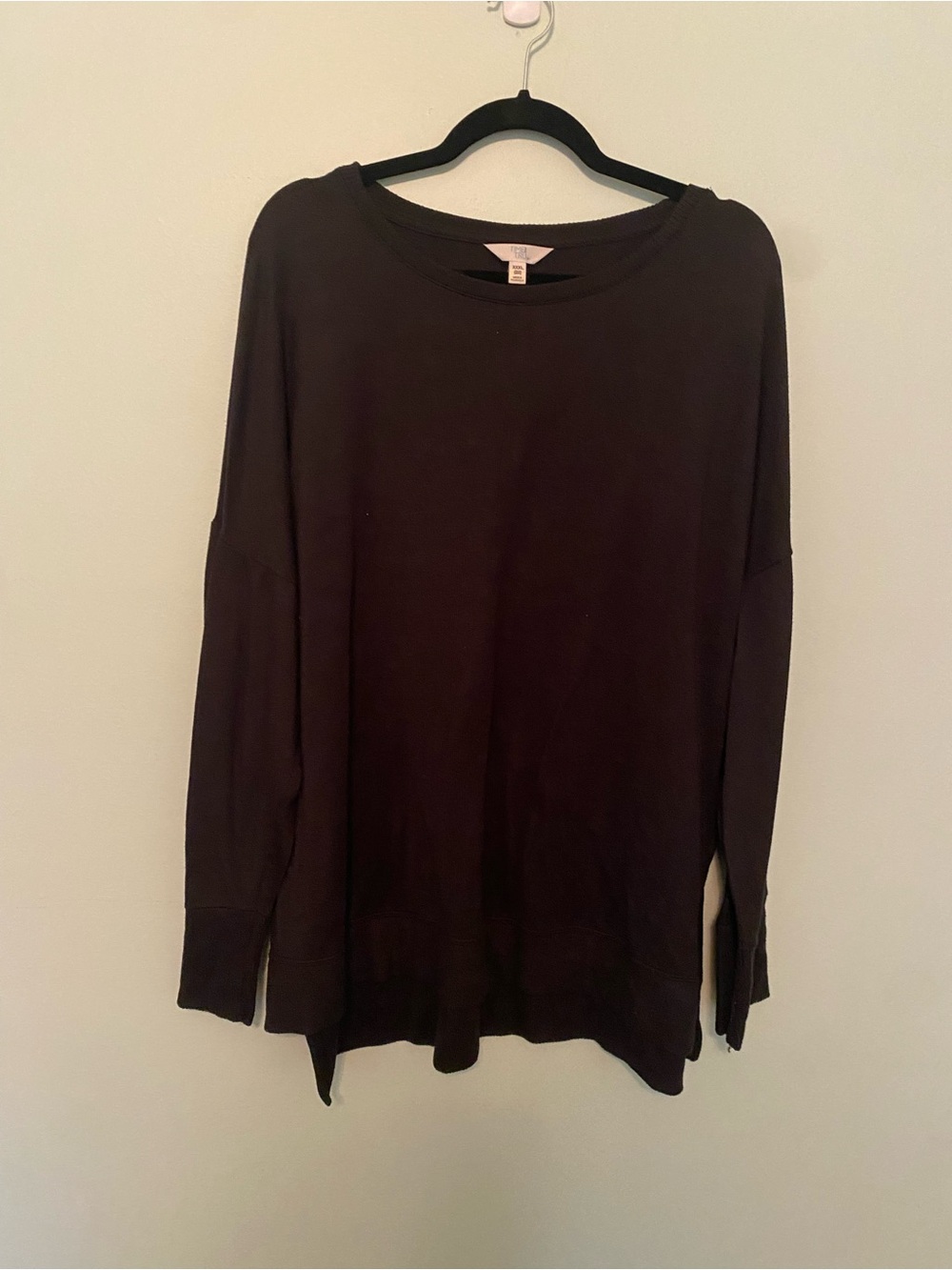 Time and Tru Black Ribbed Crewneck Sweater